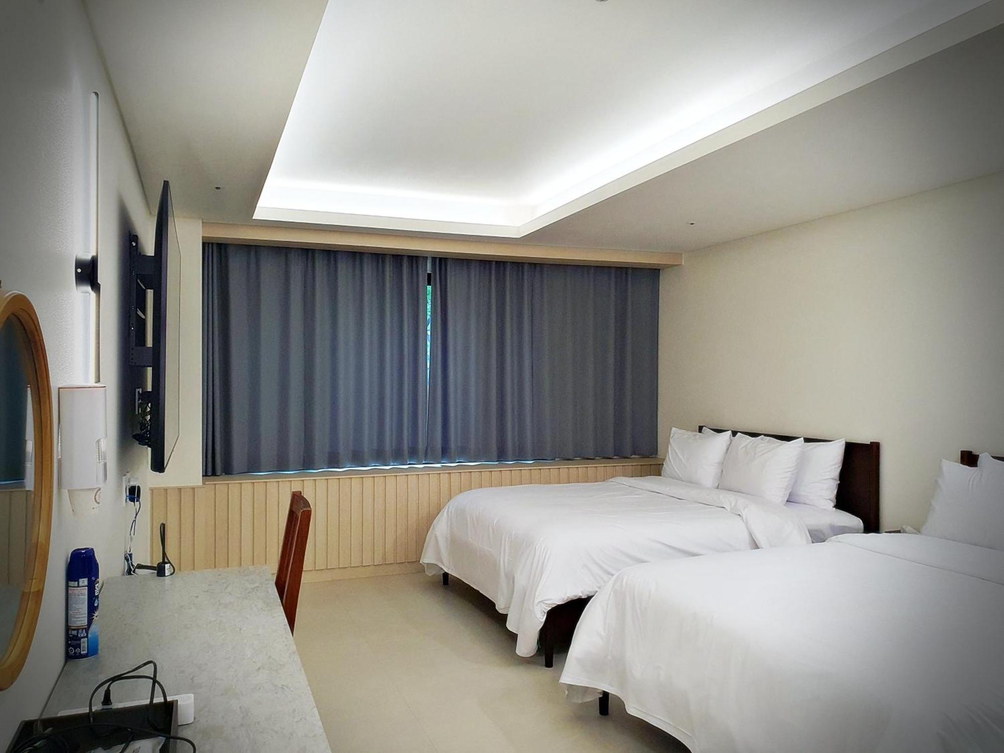 Bluebird Hotel Incheon Exterior foto
